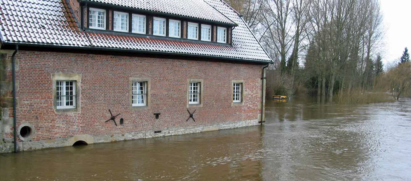 Hochwasser 31.12.2002 am Bernsmeyer-Haus